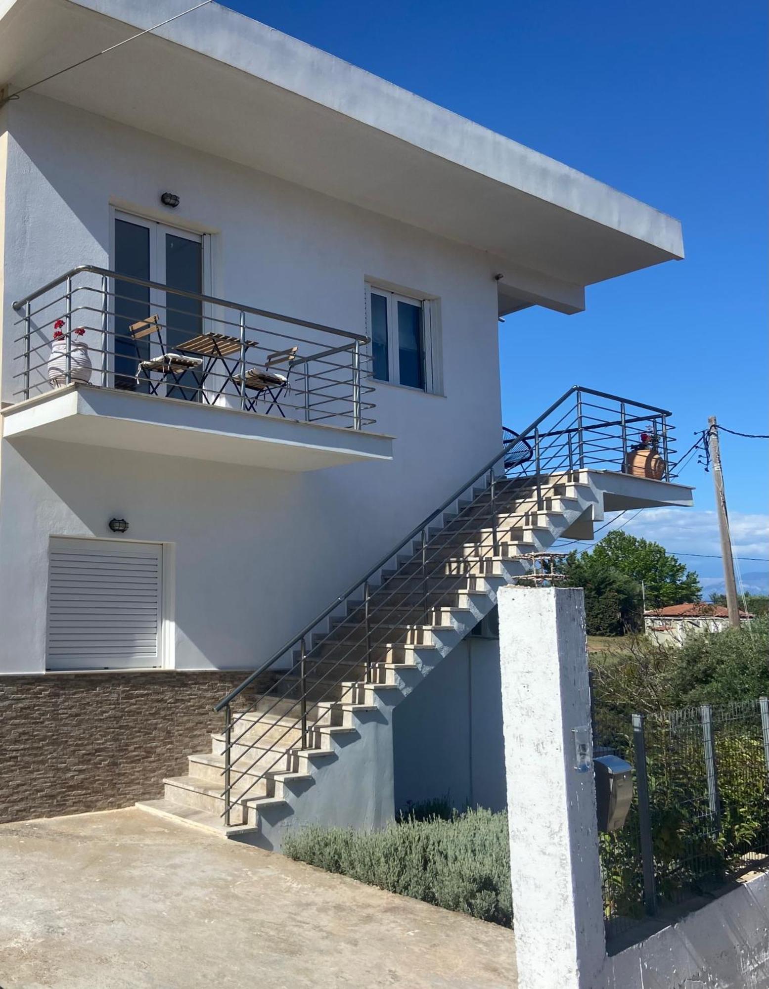 Villa Delfini Храни Экстерьер фото